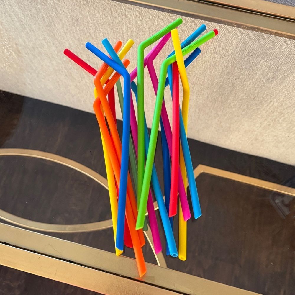 Colorful Bent reusable rubber Straws Set